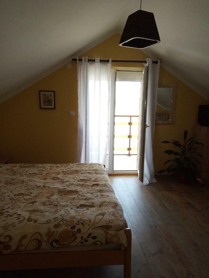 Guest House Bole Vinci Exterior foto