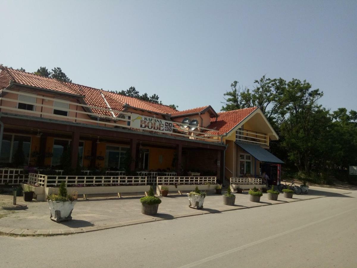 Guest House Bole Vinci Exterior foto
